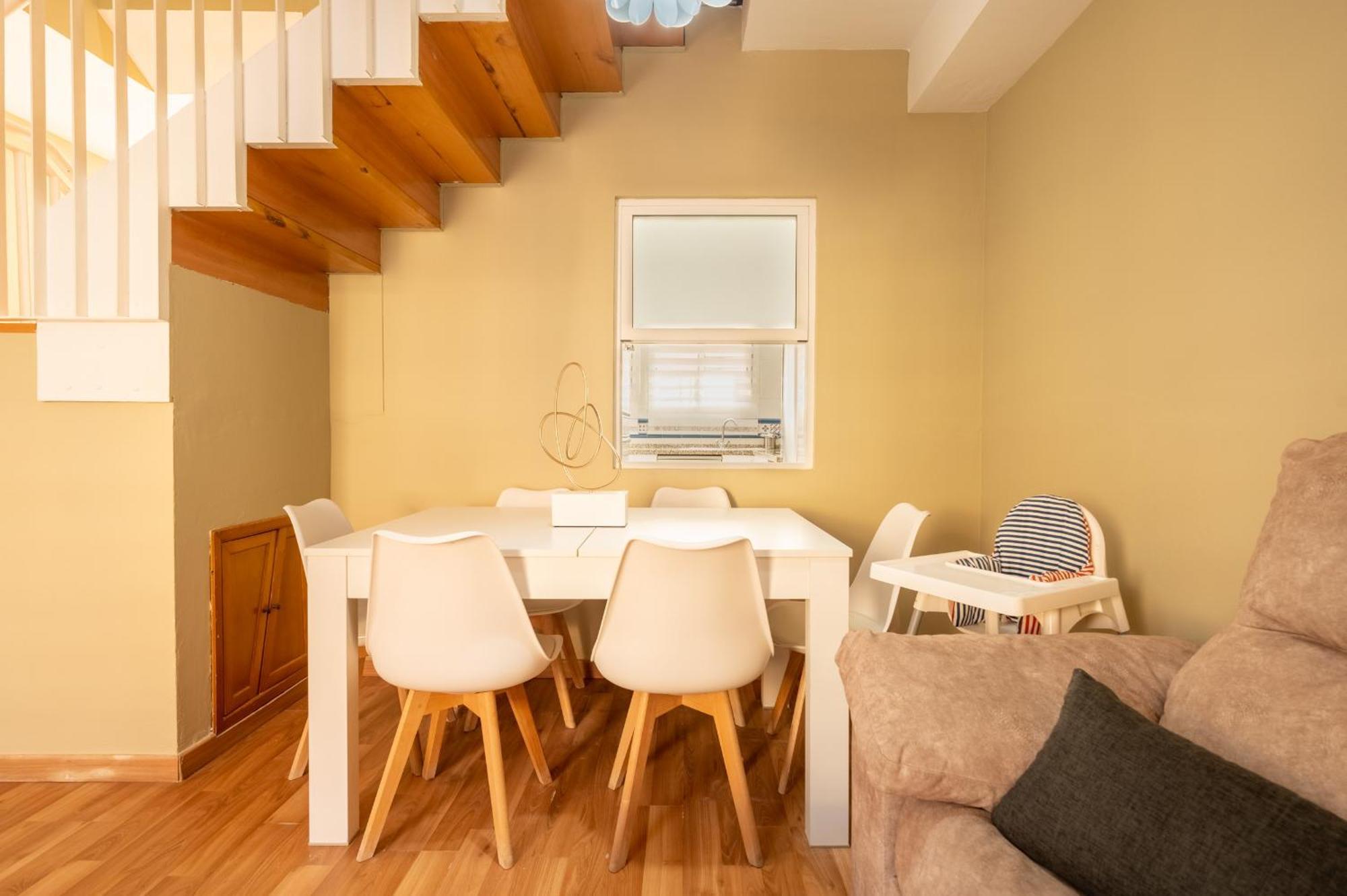 Casa Unifamiliar Apartment Севиля Екстериор снимка