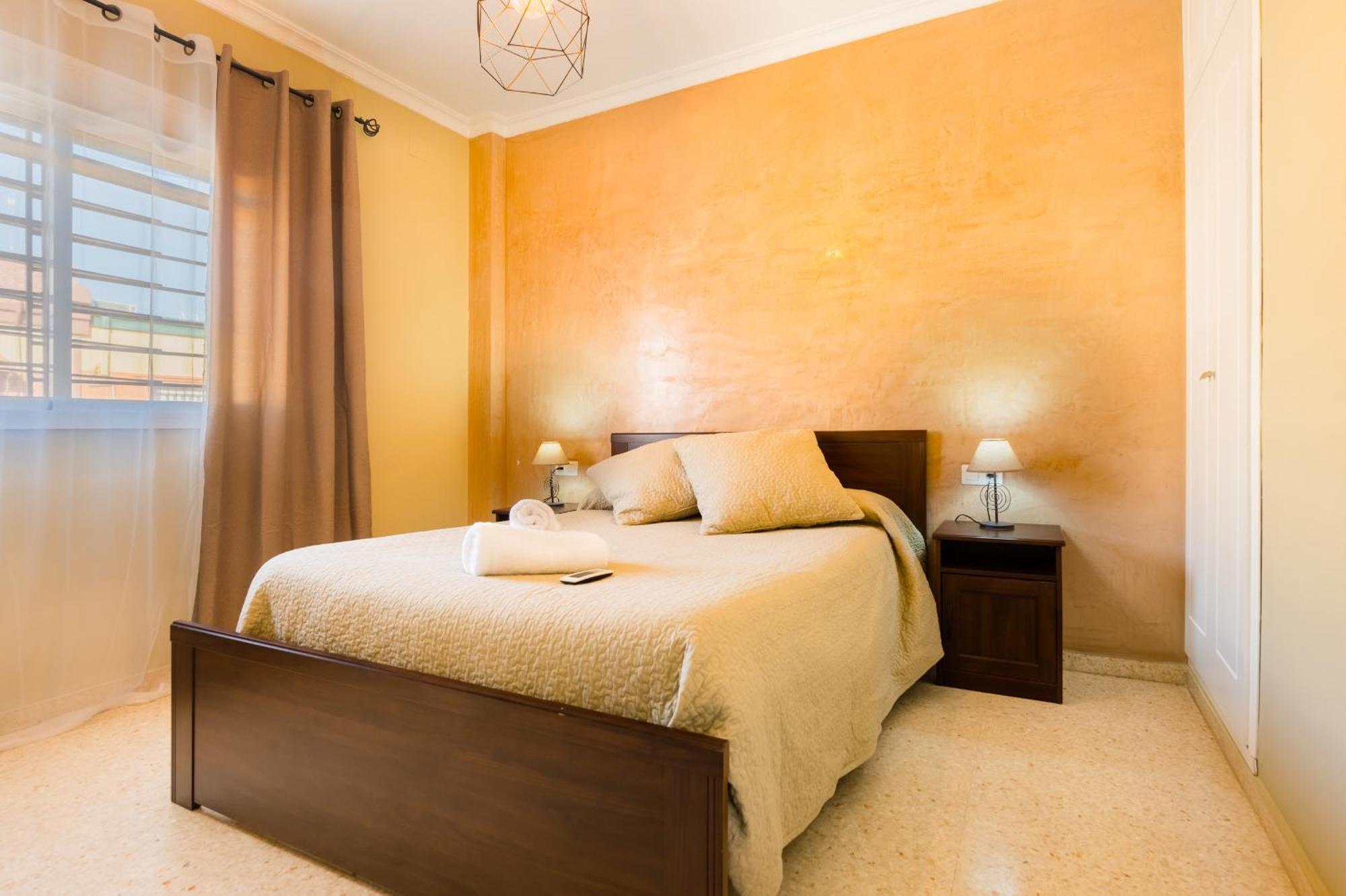 Casa Unifamiliar Apartment Севиля Екстериор снимка