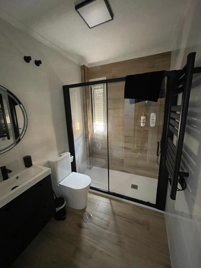 Casa Unifamiliar Apartment Севиля Екстериор снимка